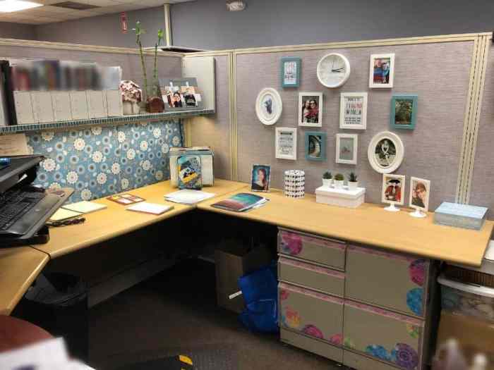 Halloween cubicle office decorations decorating ideas decor themes decoration desk christmas scary work theme designcontest party spooky cheap fun contest